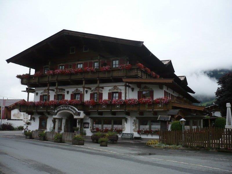 Kaiserhotel Neuwirt Oberndorf in Tirol Exterior foto