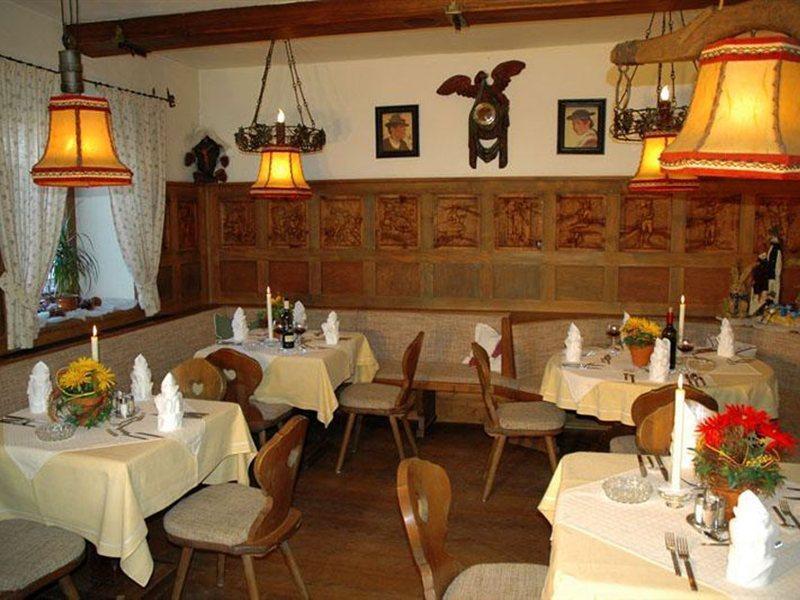 Kaiserhotel Neuwirt Oberndorf in Tirol Exterior foto